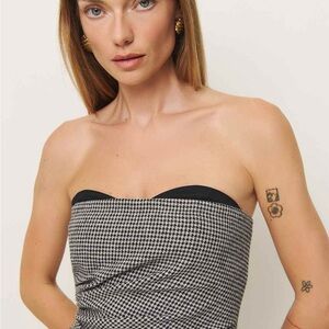 Reformation Haylee Top Black - Size 2